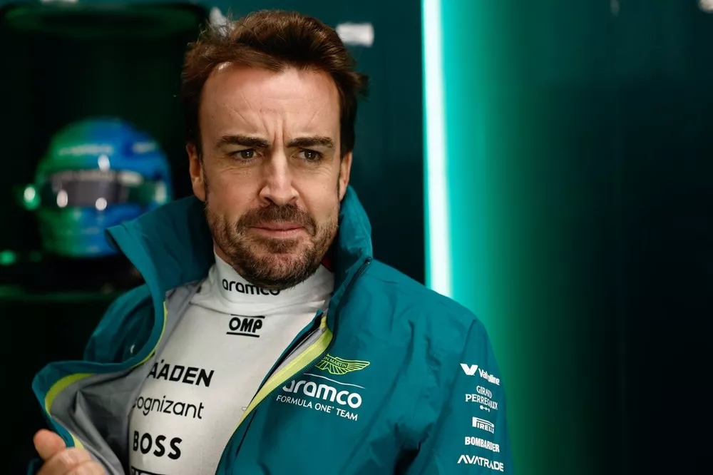 Fernando Alonso, Aston Martin F1 Team