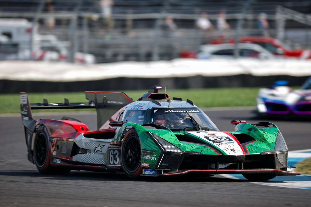 IMSA | Ottimi passi avanti Lamborghini: "Orgogliosi, ora finiamo in bellezza"