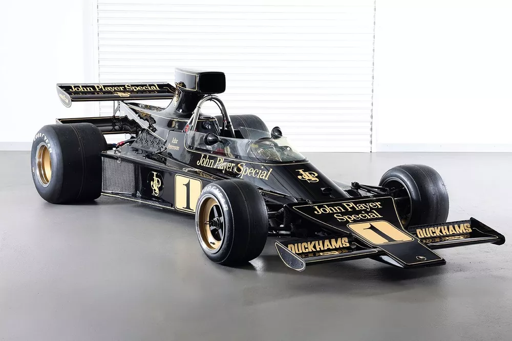 Lotus 76