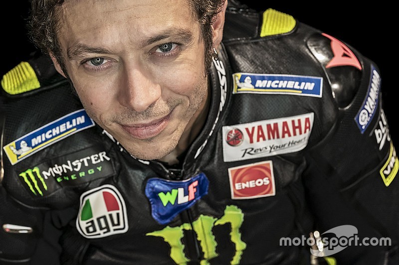 Valentino, 40 anni per il decimo: