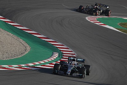 Hamilton, tras varios inconvenientes: "De esto van los test"