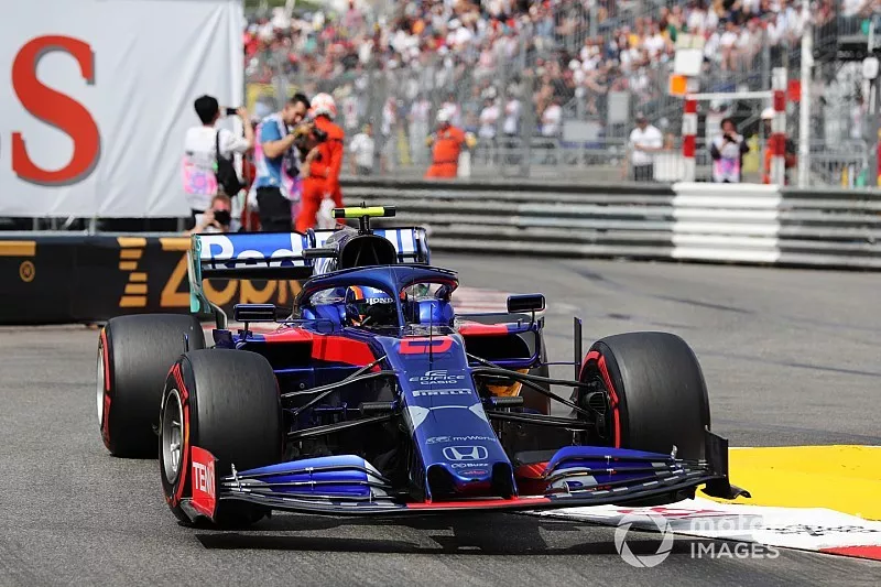 Alexander Albon, Toro Rosso STR14