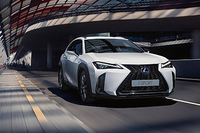 Новий Lexus UX вже в Україні
