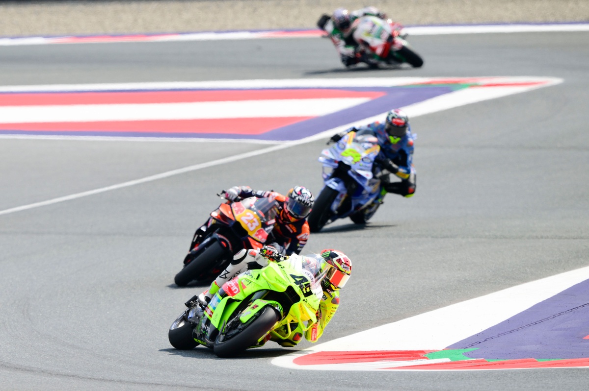 Pas de Q2, vibrations, moto en feu : le calvaire autrichien de Di Giannantonio