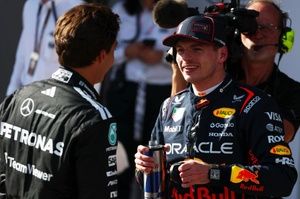 F1: Russell "surpreso" com pedido de desculpas de Verstappen por batida no GP da Espanha