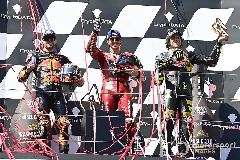 Brad Binder, Red Bull KTM Factory Racing, Francesco Bagnaia, Ducati Team, Marco Bezzecchi, VR46 Racing Team