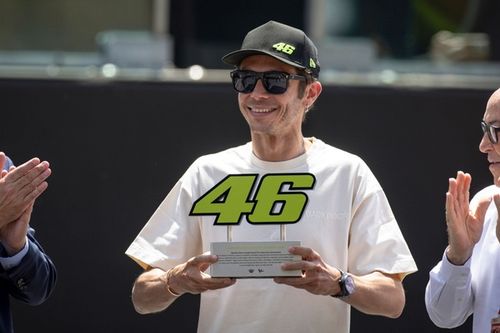 MotoGP: Valentino Rossi completa 46 anos e reflete sobre vida e carreira: "Estou inteiro e feliz"