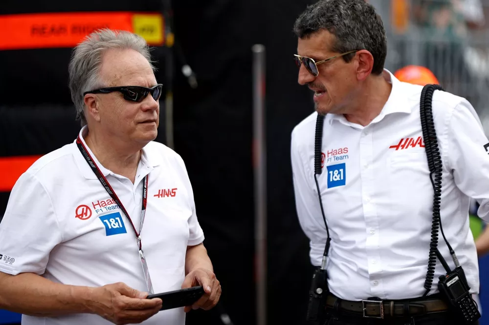 Gene Haas, propietario y fundador de Haas F1, Guenther Steiner, director del equipo Haas F1