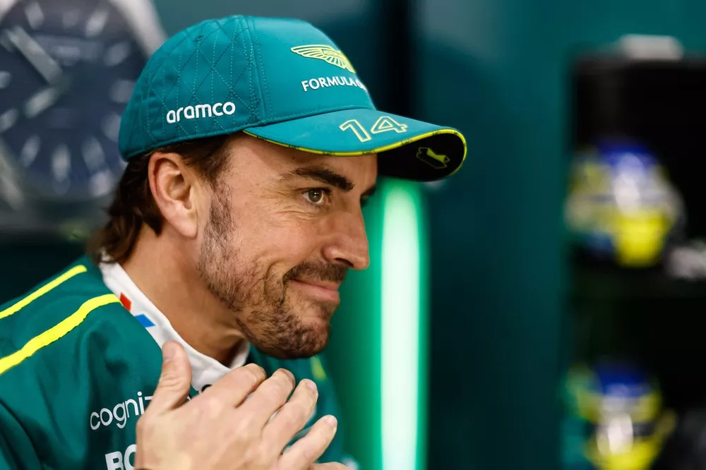 Fernando Alonso, Aston Martin