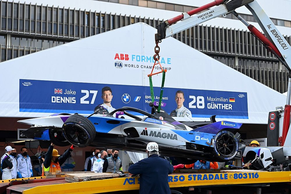 El coche accidentado de Jake Dennis, BMW I Andretti Motorsport, BMW iFE.21
