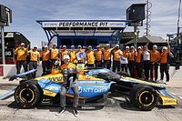 Rosenqvist con pole en Texas, O'Ward en top 5 y Canapino en 19&deg;