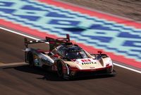 Cadillac g&oacute;rą nad Ferrari