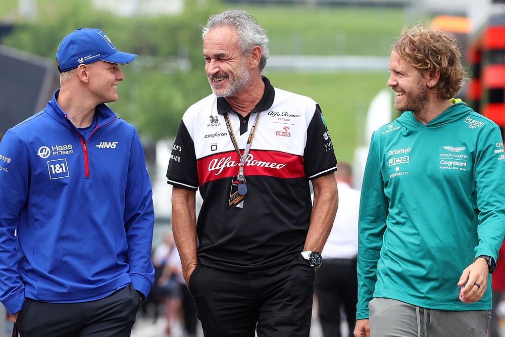 Mick Schumacher, Haas, Beat Zehnder, Sporting Director, Alfa Romeo Racing, Sebastian Vettel, Aston Martin