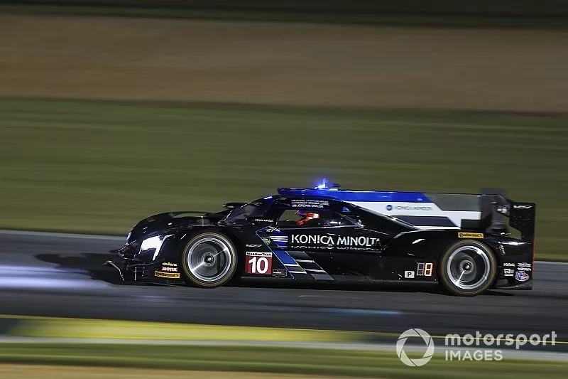 #10 Wayne Taylor Racing Cadillac DPi, P: Renger van der Zande, Jordan Taylor, Ryan Hunter-Reay