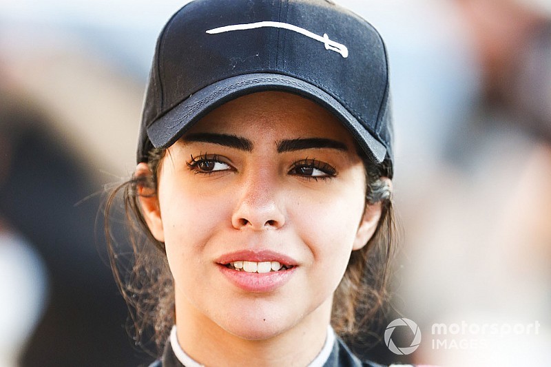 Ellepték a női versenyzők a Formula E-t