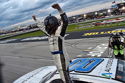 Custer wins Texas Xfinity race with wild last-lap pass on Reddick