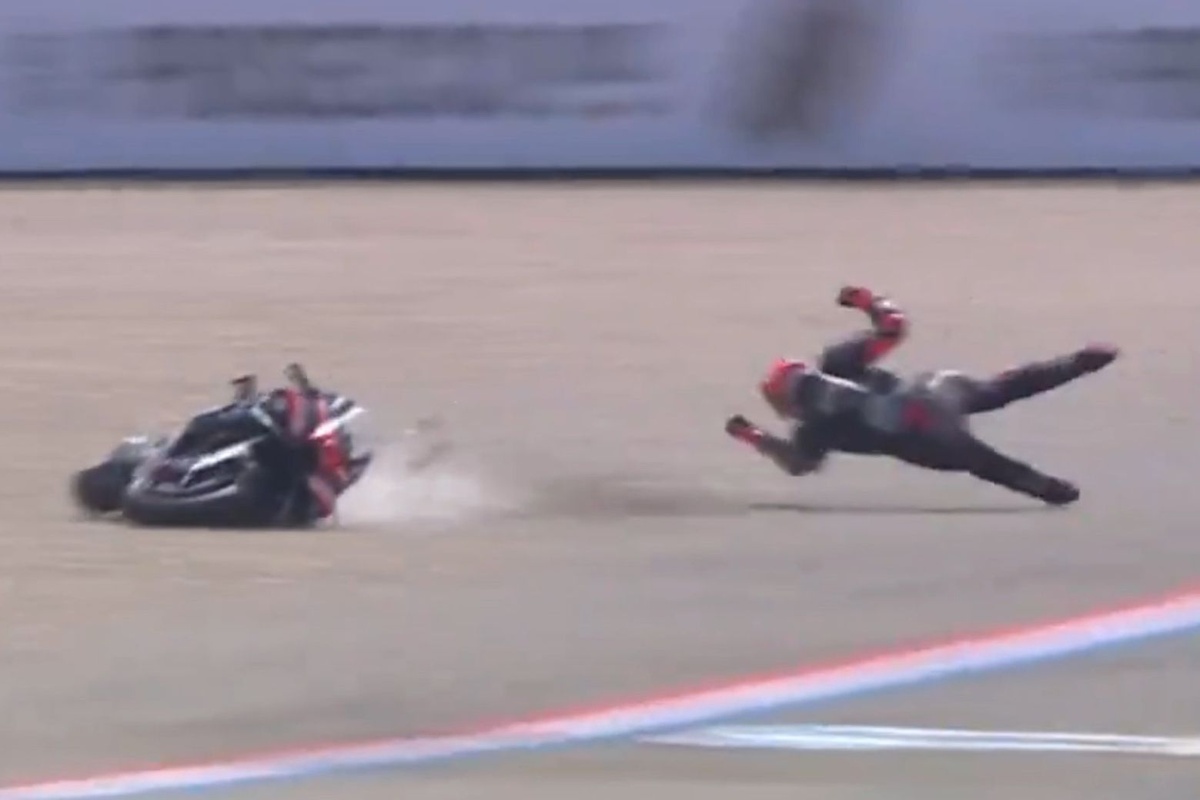 MotoGP | Bezzecchi ha un forte dolore cervicale: non sembrano esserci complicazioni, ma va in ospedale