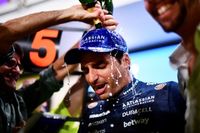Por qué el podio de Qatar pesa distinto para Sainz que el de Bakú