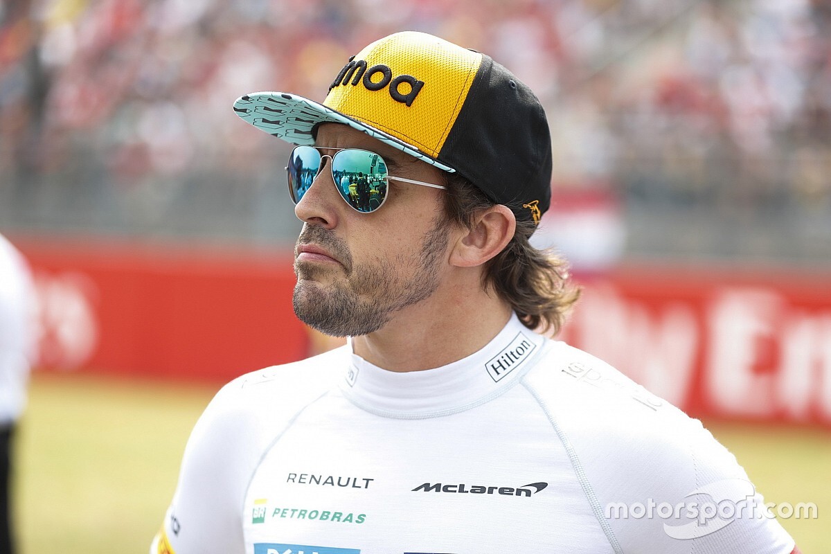 Piquet: Alonso gittiği her yeri karıştırıyor
