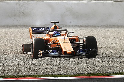 McLaren, Alonso'nun yaşadığı sorunu önemsemedi