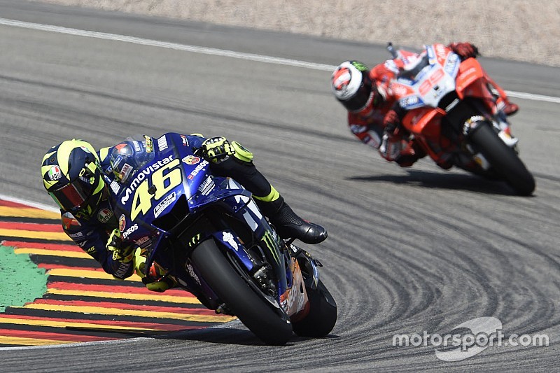 Rossi: “El problema de Yamaha es que se creyó la centralita única; los demás, no”