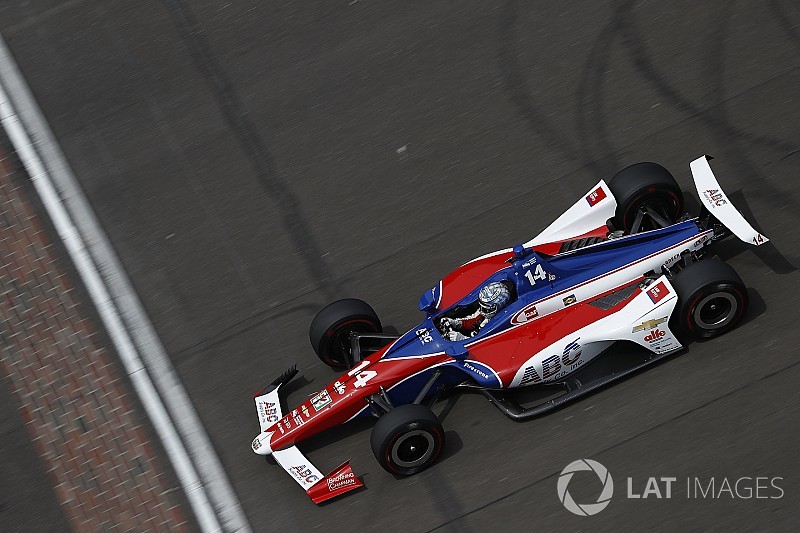 Kanaan domina último treino antes da Indy 500