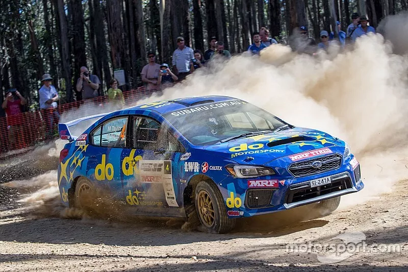 Molly Taylor, Malcolm Read Subaru WRX STI, Subaru do Motorsport team