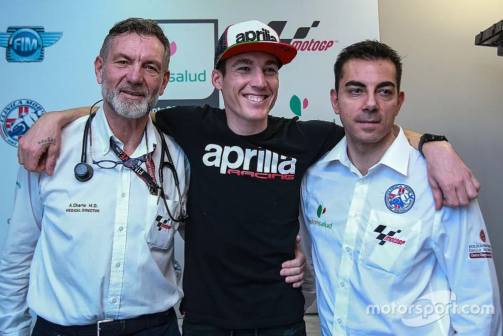 Aleix Espargaro, Aprilia Racing Team Gresini, Dr Angel Charte, MotoGP Medical Director, Dr Michele Zasa, Clinica Mobile