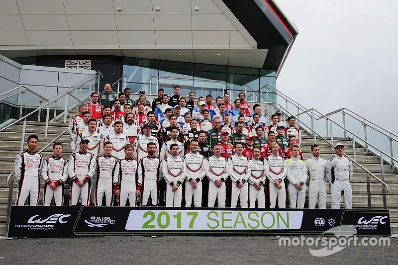 2017 Drivers Group Photo