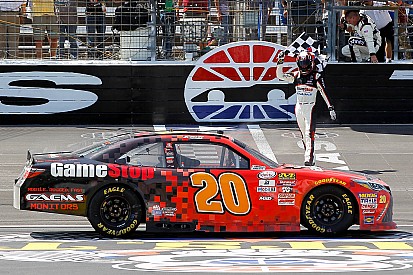 Erik Jones runs away with Texas Xfinity win