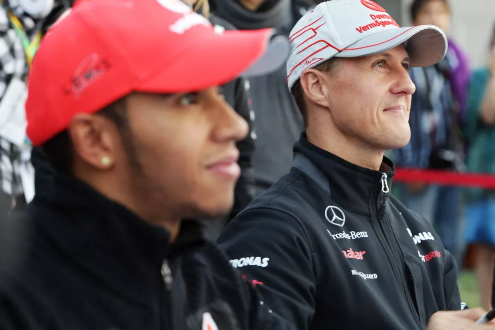 Lewis Hamilton, McLaren y Michael Schumacher, Mercedes GP