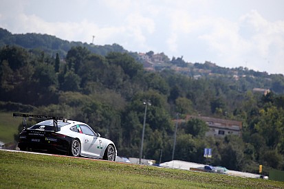 Carrera Cup italia, Vallelunga: pole record di Mosca