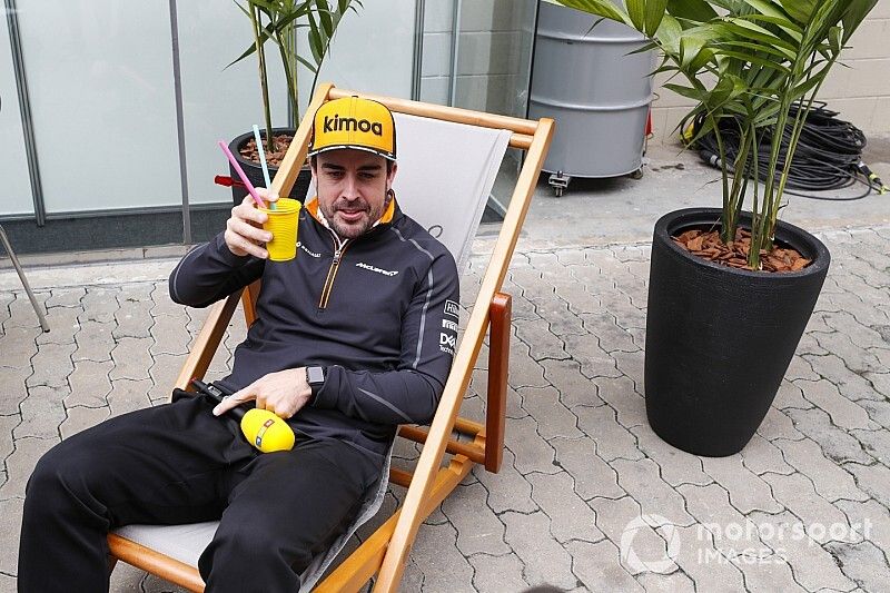 Fernando Alonso, McLaren, takes a drink for RTL