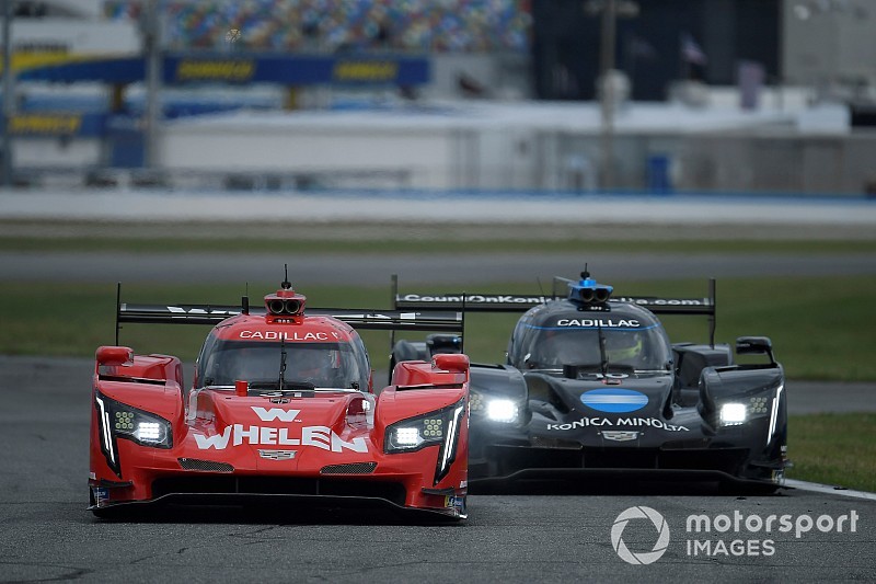 A tres horas del final, Alonso pelea por el triunfo y Montoya con problemas
