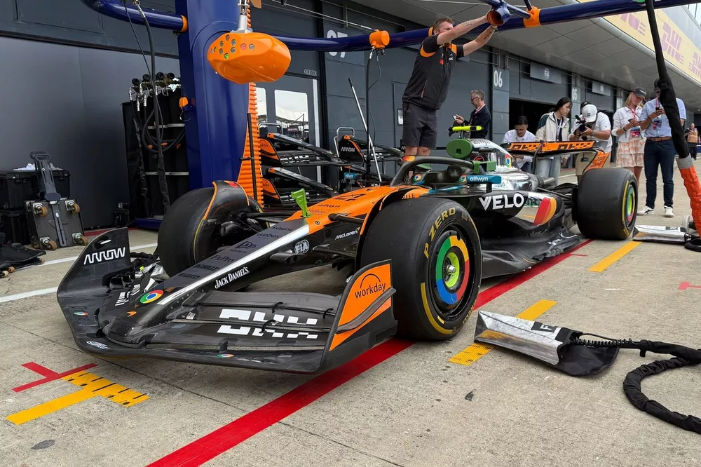 McLaren MCL39 technical detail