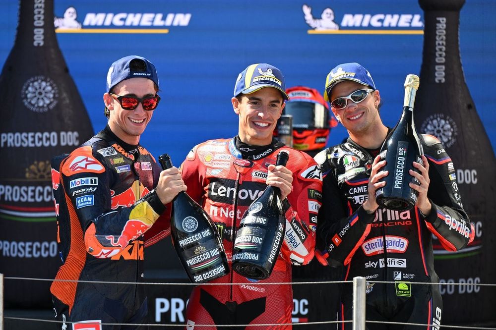 Pedro Acosta, Red Bull KTM Factory Racing, Marc Marquez, Ducati Team, Marco Bezzecchi, Aprilia Racing