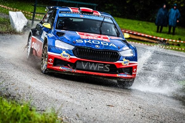 Armstrong wygrywa, Marczyk mistrzem