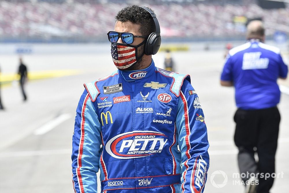 Darrell Wallace Jr., Richard Petty Motorsports, Chevrolet Camaro Victory Junction