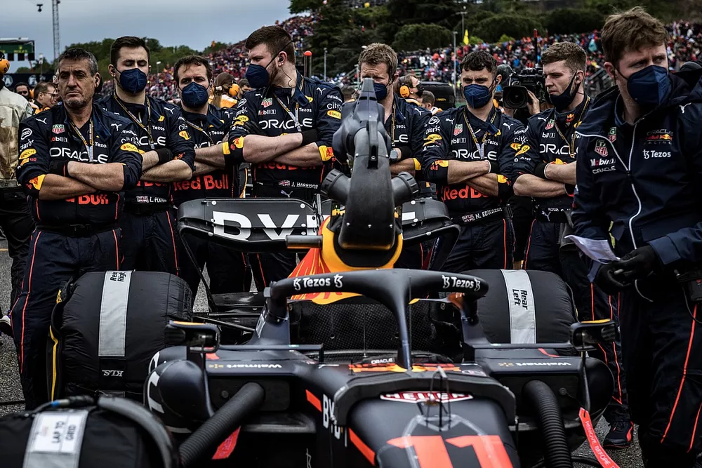 Les mécaniciens Red Bull