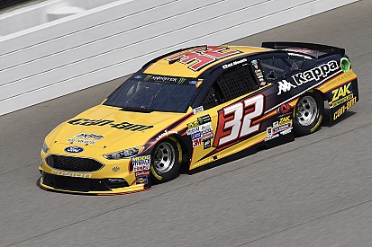 Matt DiBenedetto to remain with Go Fas Racing in 2018