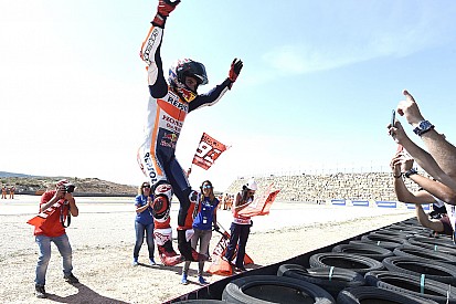 Fim de semana teve volta de Rossi e vitória de Márquez