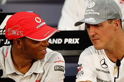 Hamilton: "Espero poder, al menos, acercarme a Schumacher"