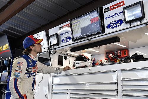 Ryan Blaney lidera la primera pr&aacute;ctica en Texas