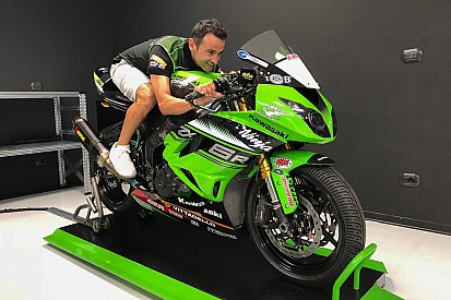 Уволенный из команды Moto2 за вождение в пьяном виде гонщик нашел работу