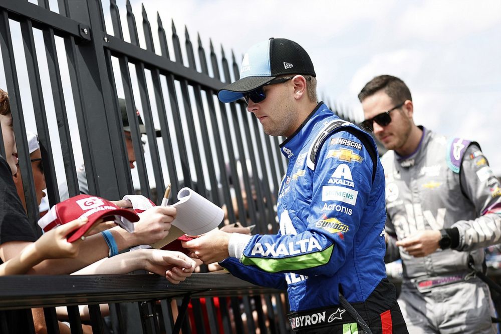 William Byron, Hendrick Motorsports, Chevrolet Camaro Axalta Color of the Year