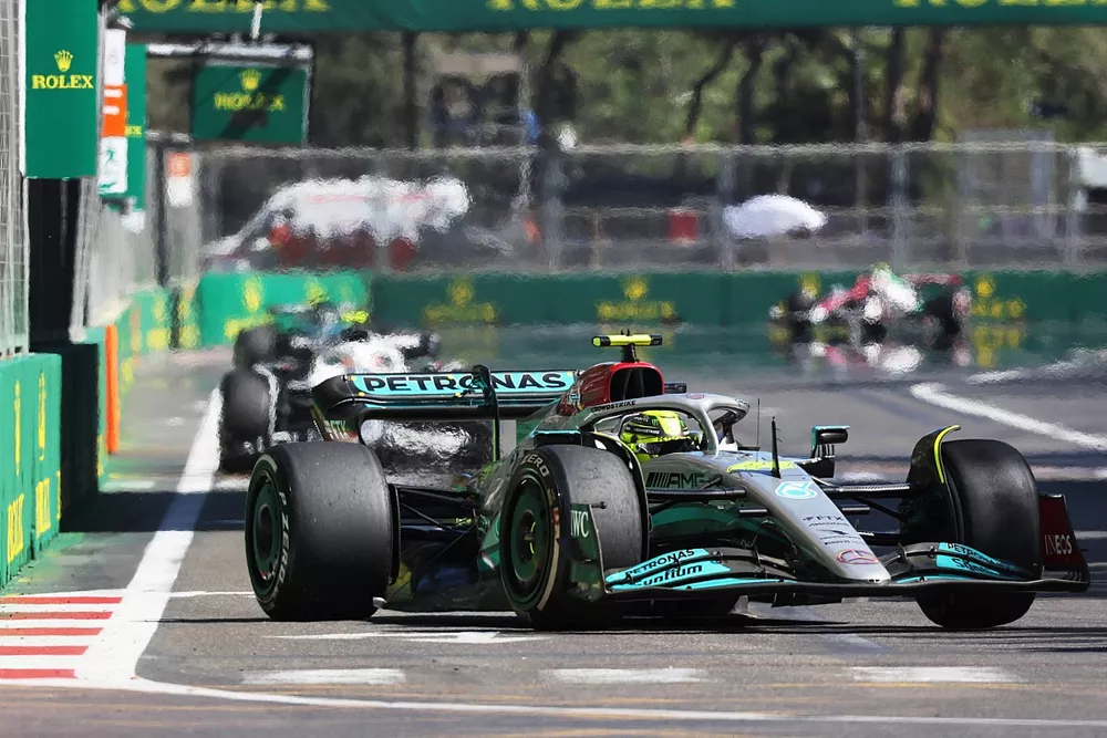 Lewis Hamilton, Mercedes W13