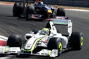 2009年のチャンピオンF1マシン”ブラウンGP BGP001”は、同年を