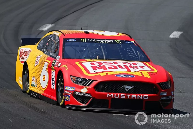  Ryan Newman, Roush Fenway Racing, Ford Mustang Oscar Mayer/Velveeta