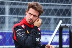 F1: Drugovich na Cadillac? Detalhe no capacete do piloto chama a atenção para possível anúncio