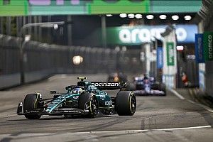 Alonso explica los problemas de un Aston Martin F1 "inconducible"